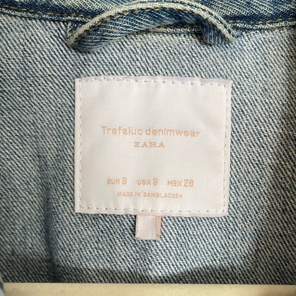 Zara Distressed Denim Jacket - Picture 3 of 3